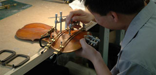 Jonathan Woolston_violinmaker
