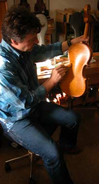 Jonathan Woolston_violinmaker